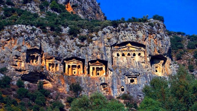 ارتفاع عدد زوار  منطقة "ديمرة" الأثرية الساحرة جنوب تركيا