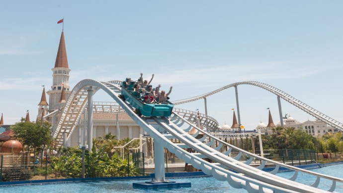 أسعار دخول ارض الأساطير في انطاليا؟